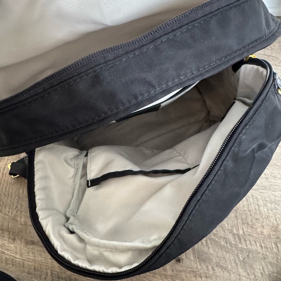 TUMI Voyager Carson Backpack - Used - Picture 8 of 14